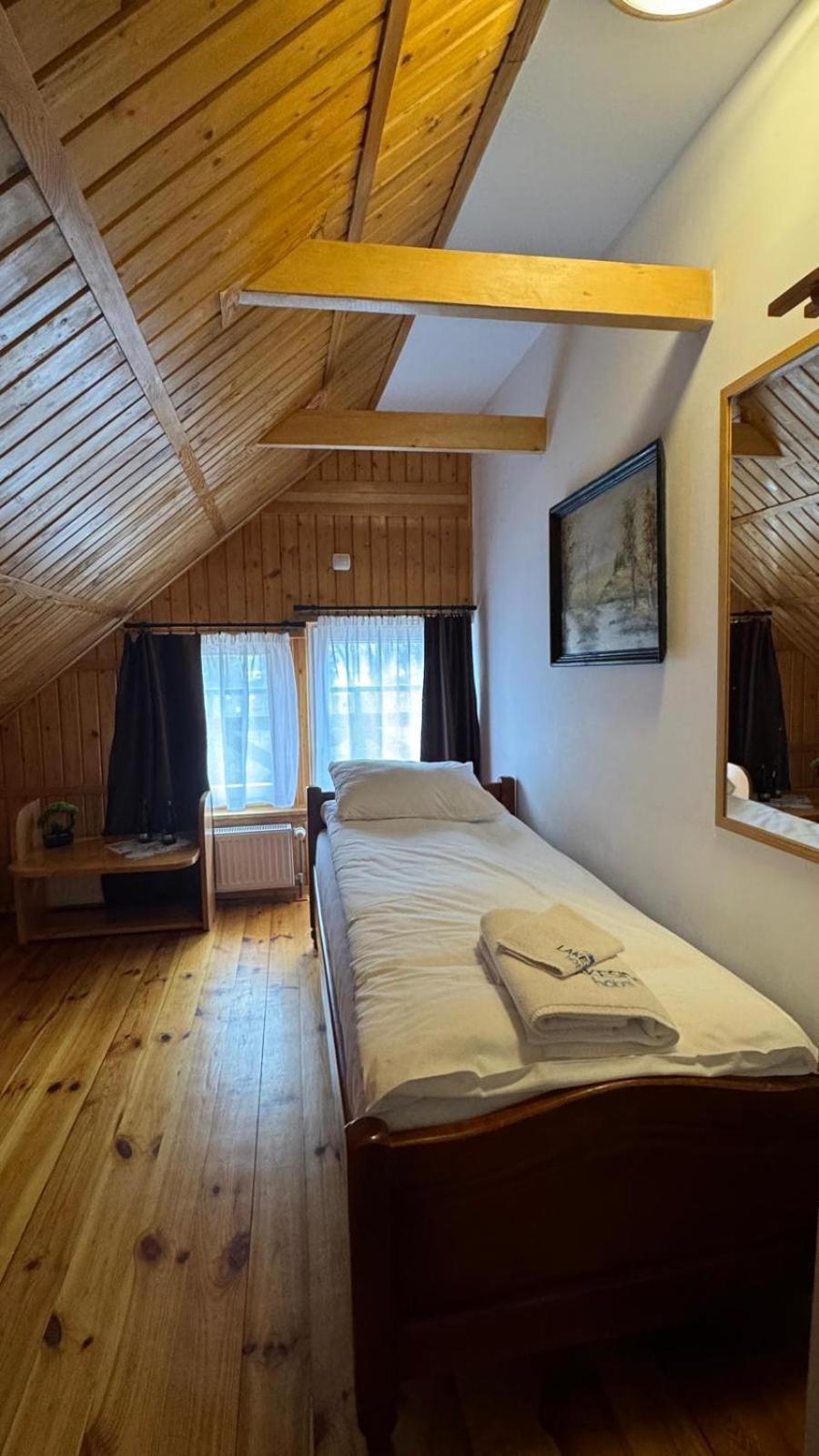 Powidz Lakeside Hotel & Restaurant Экстерьер фото