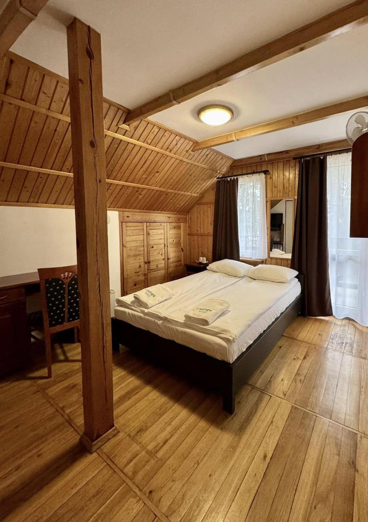 Powidz Lakeside Hotel & Restaurant Экстерьер фото